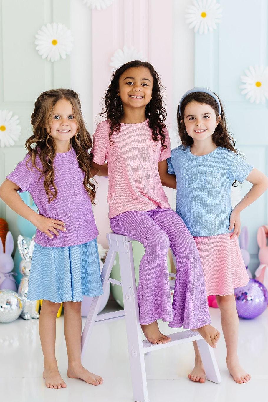 Mila & Rose ® Bright Lilac Scrunchy Bells — detail close-up