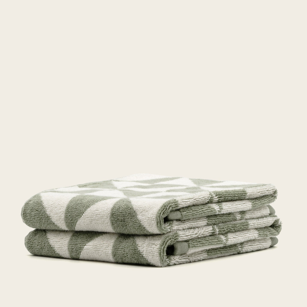 Italic Umbra Beach Towel — color detail