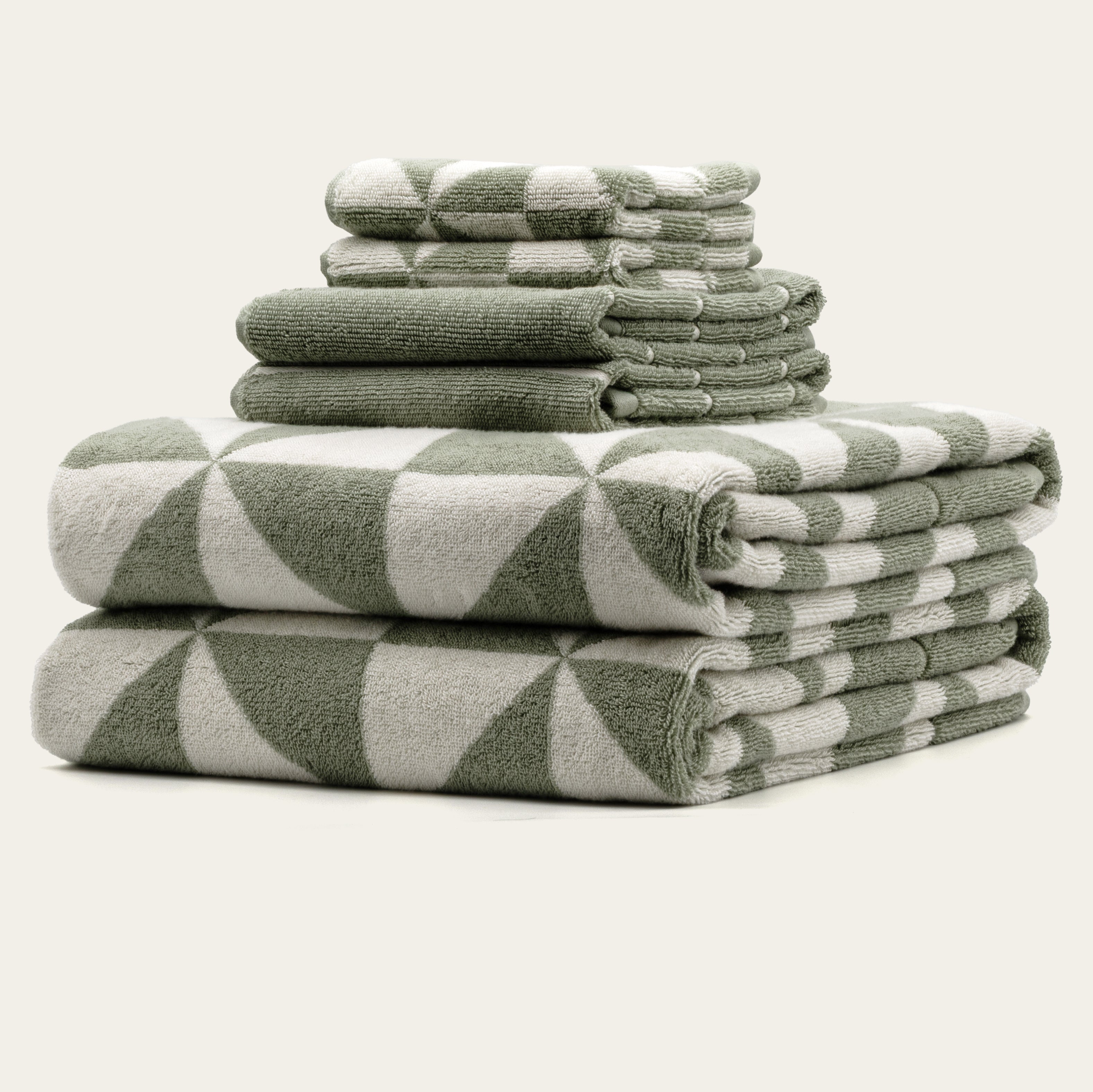 Italic Umbra Beach Towel — alternative angle