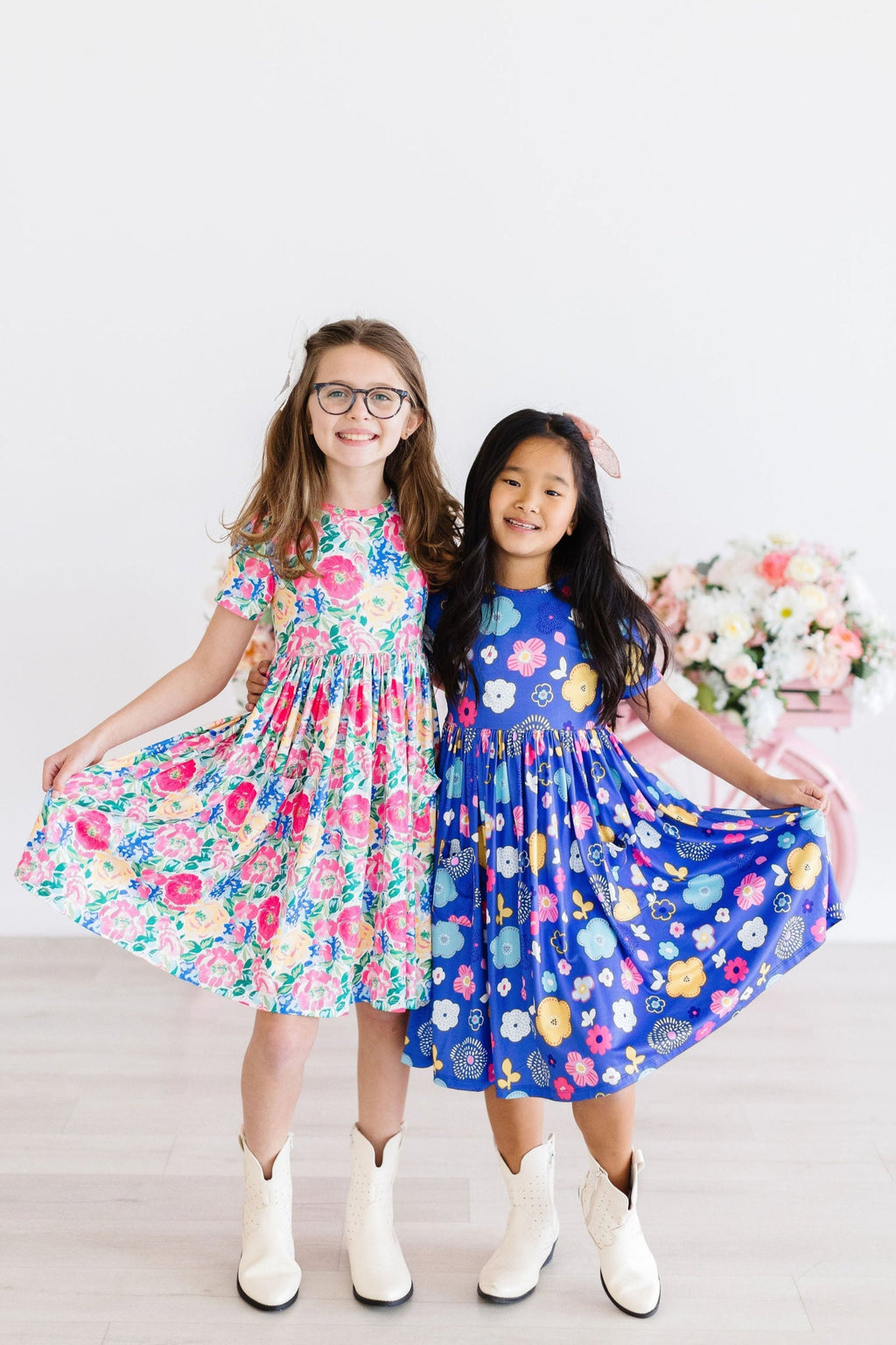 Mila & Rose ® Floral Frenzy S/S Pocket Twirl Dress — detail close-up