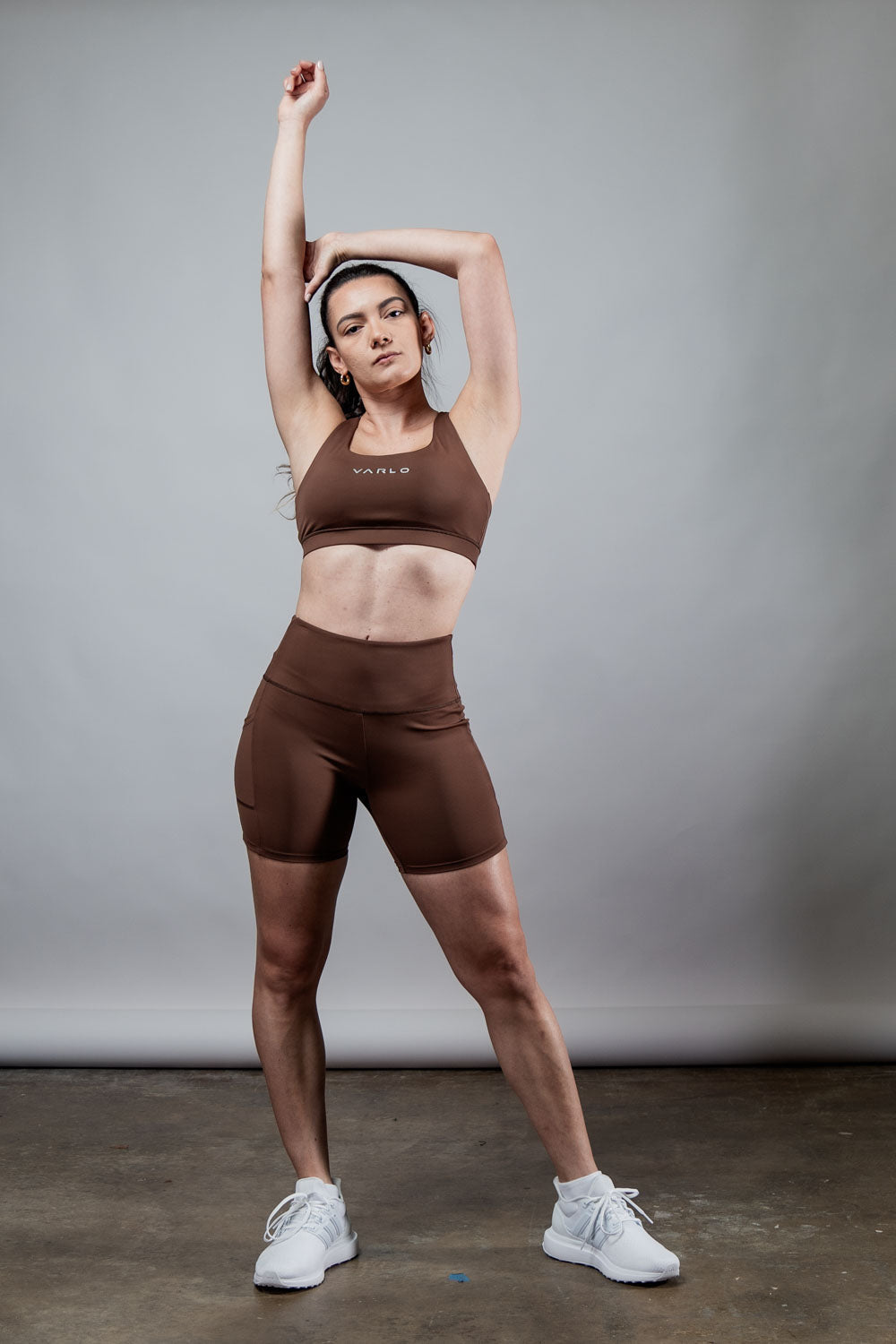 Varlo Women's SOHO Cross Back Sports Bra (City Mocha) — detail shot 9