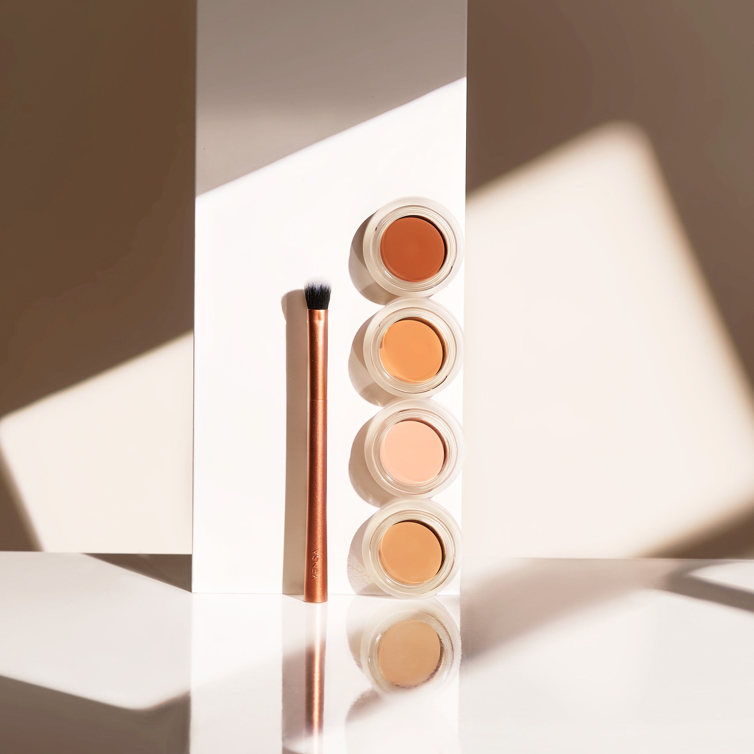 YENSA Super Bright Dark Circle Serum Peptide Corrector — detail shot 10