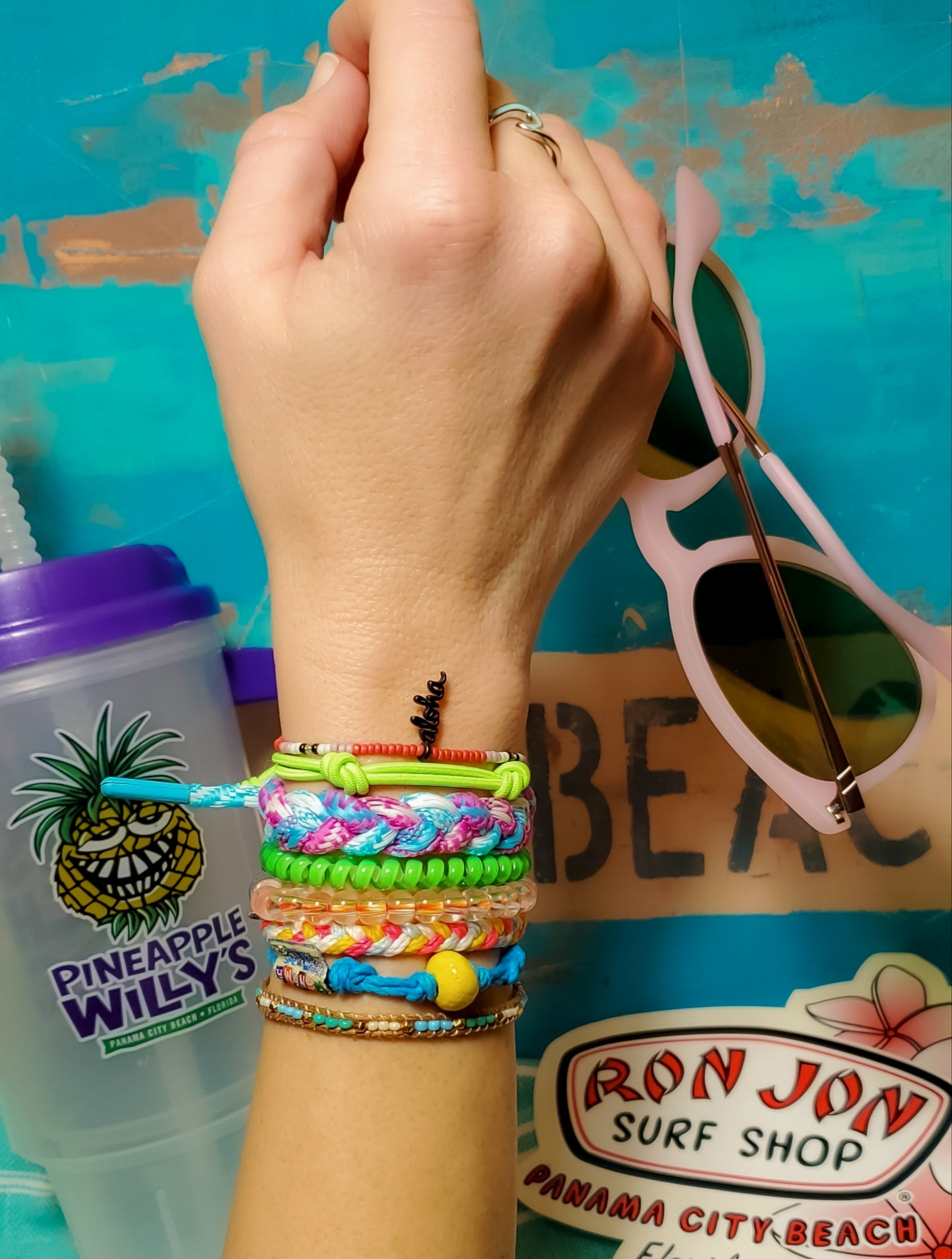 Earth Bands Shark | Earth Vibes — detail close-up