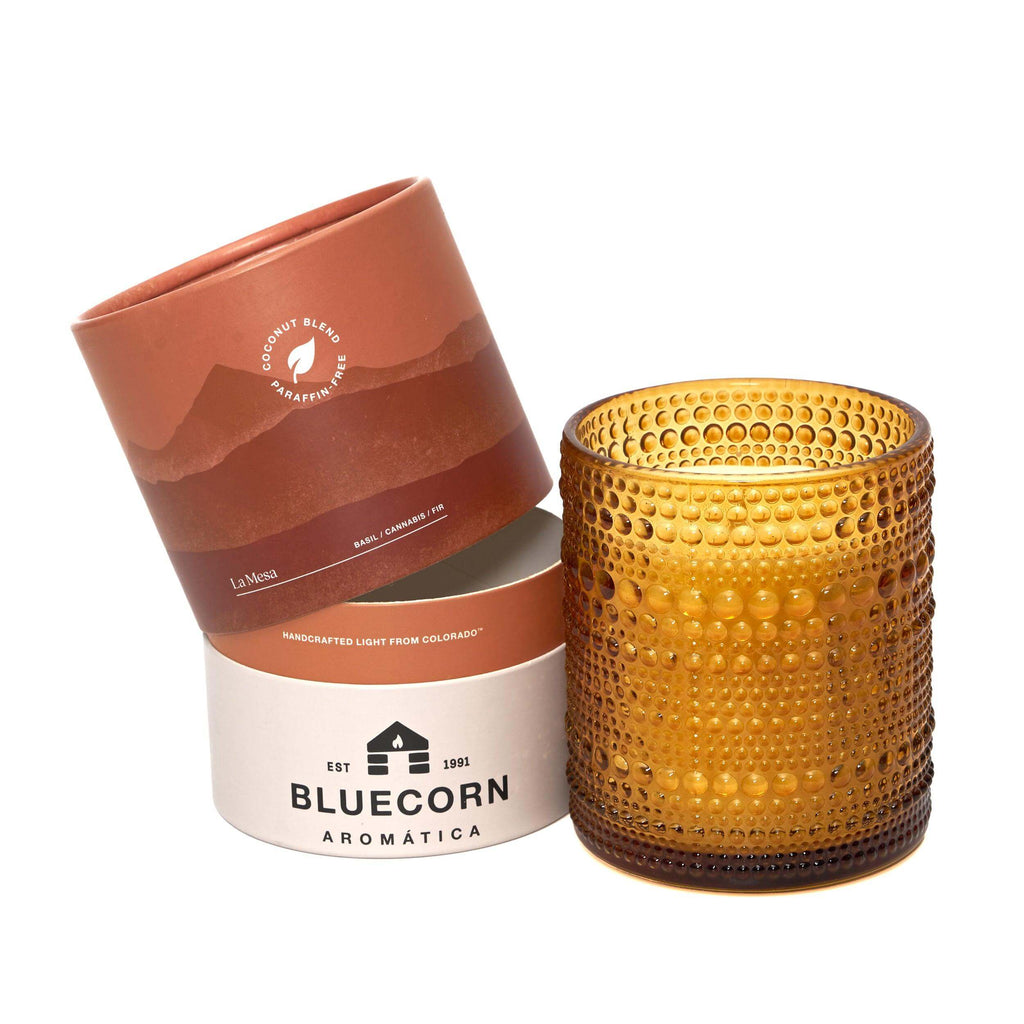 Bluecorn Candles Aromática Scented Candles — branding close-up