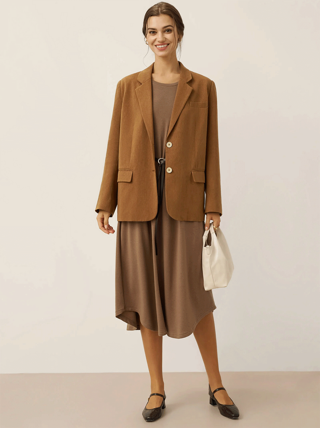 LINTICO LINTICO Lyocell Linen Tailored Blazer CASSIDY — lifestyle worn / used context