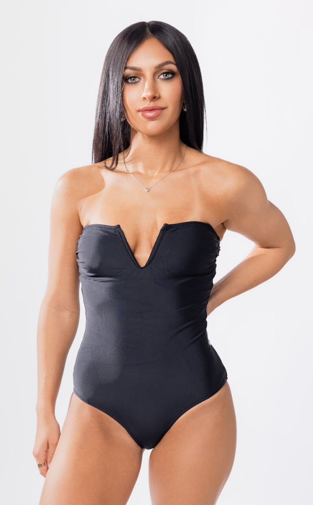 Forever Young Swimwear Forever Young Swimwear Cape Cod V Cut One Piece Swimsuit — fabric or material detail