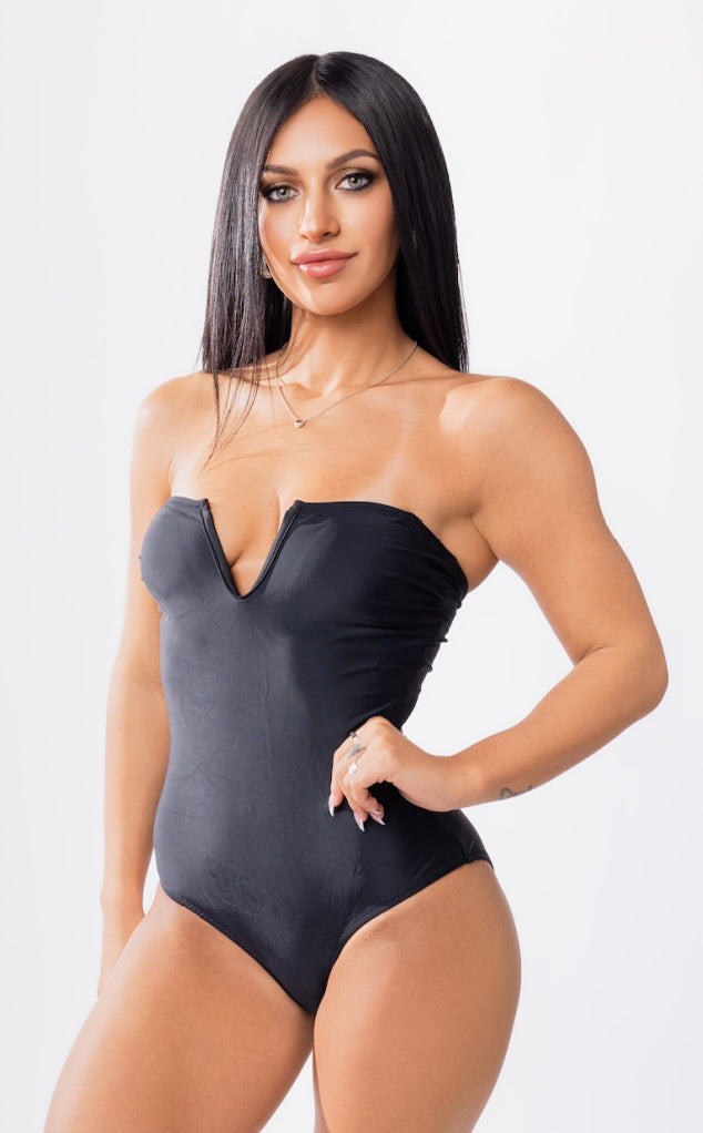 Forever Young Swimwear Forever Young Swimwear Cape Cod V Cut One Piece Swimsuit — detail shot 6