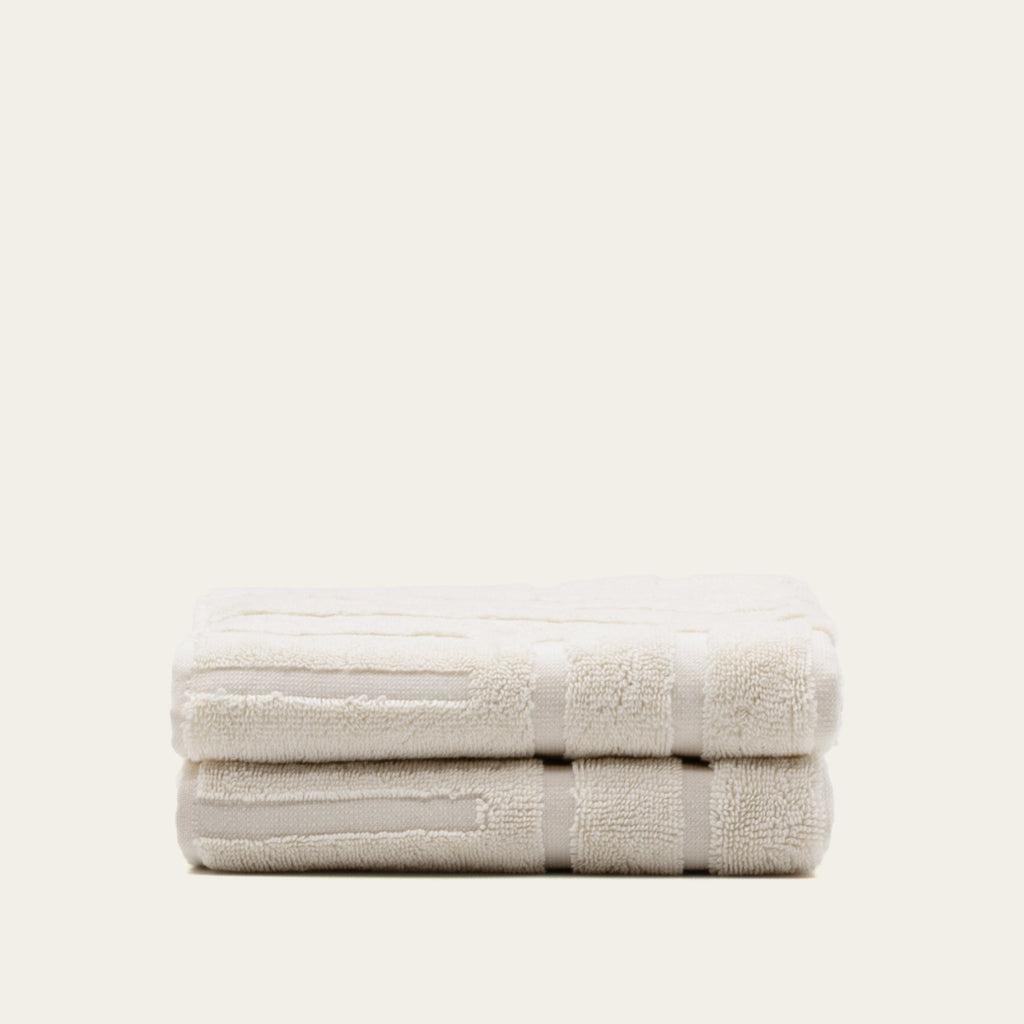 Italic Capri Towels — product on model