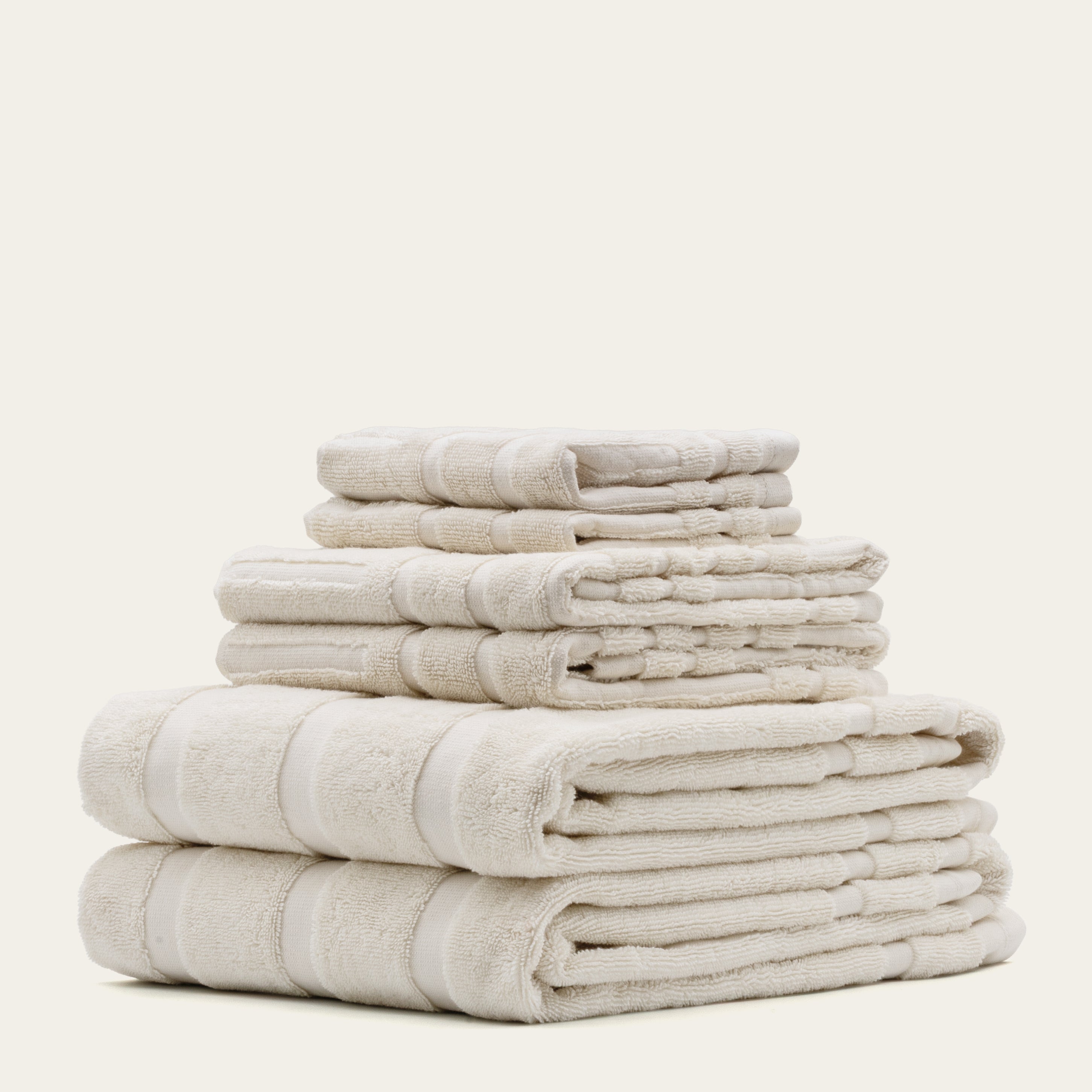 Italic Capri Towels — product on model