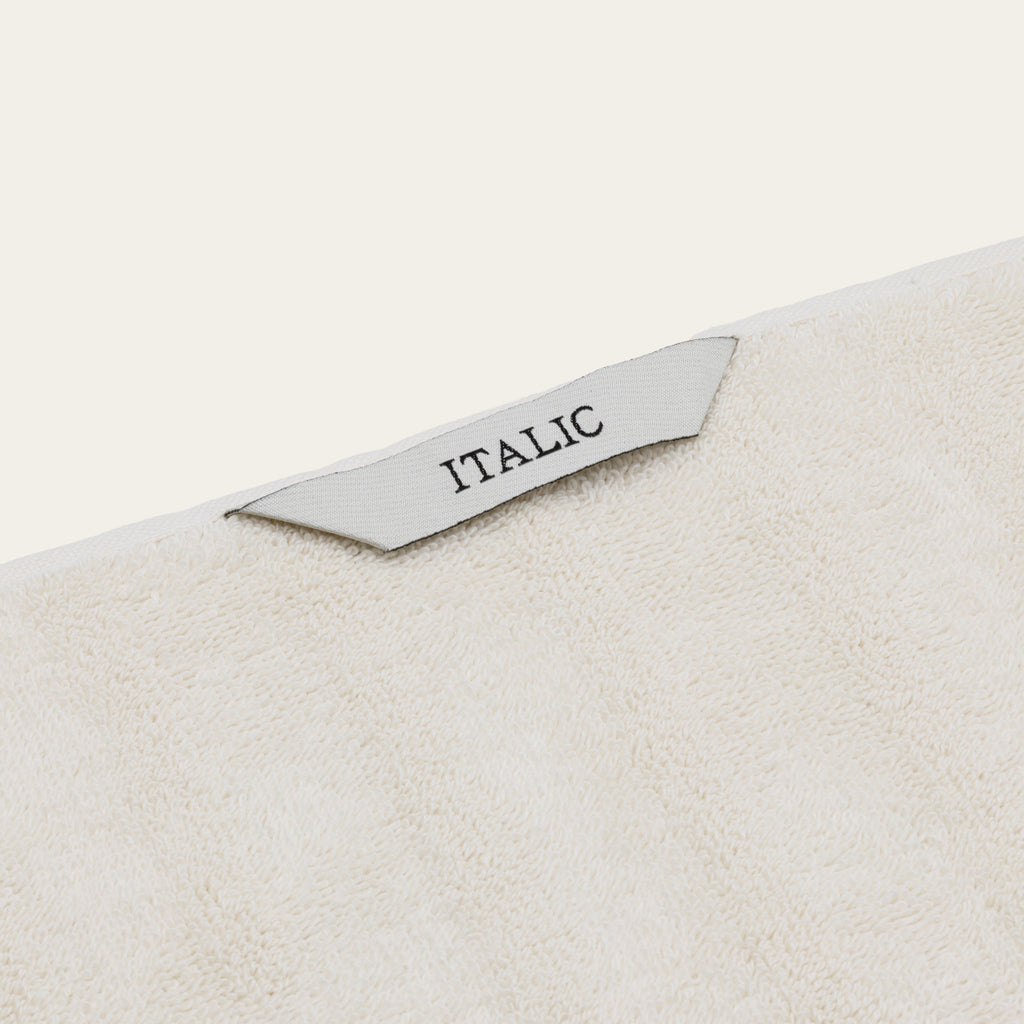 Italic Capri Towels — packaging