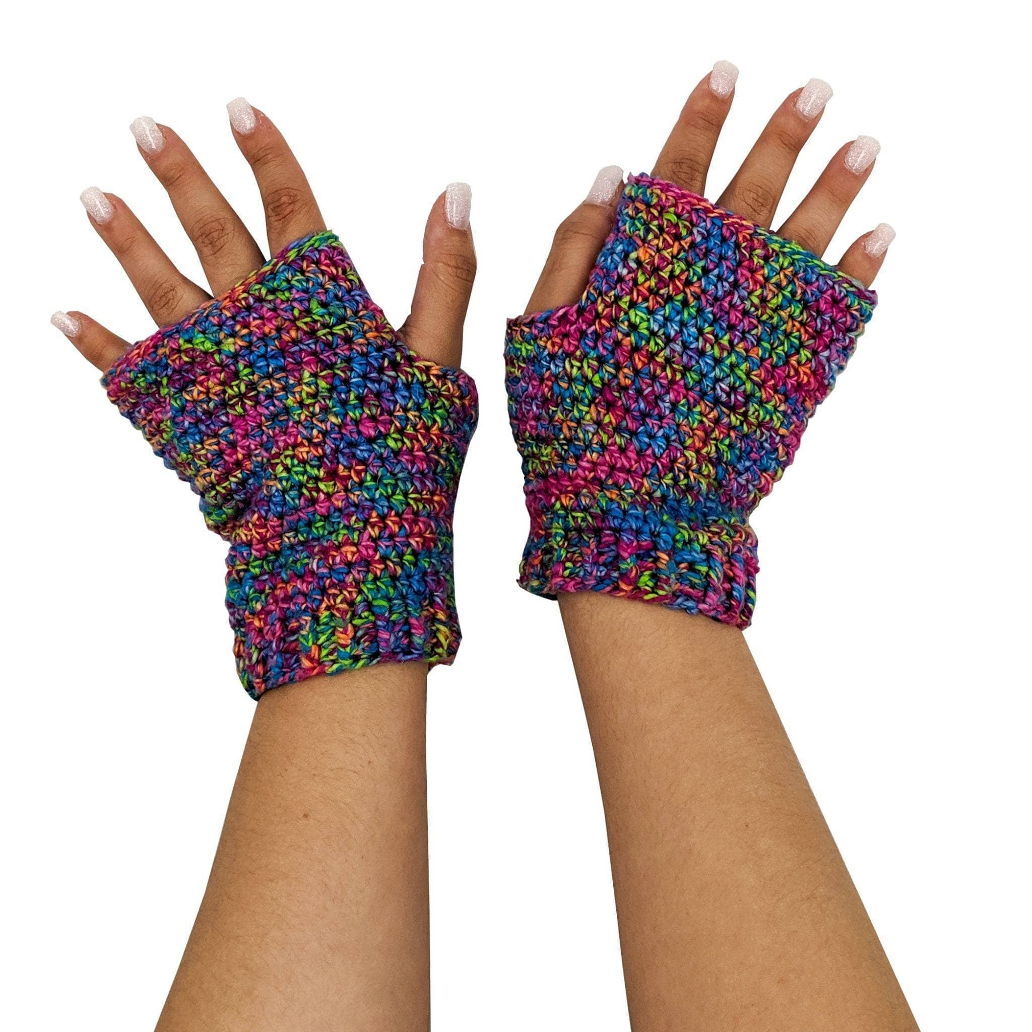 Darn Good Yarn Darn Good Yarn Colorful Fingerless Mitts Knitting and Crochet Kit — construction detail