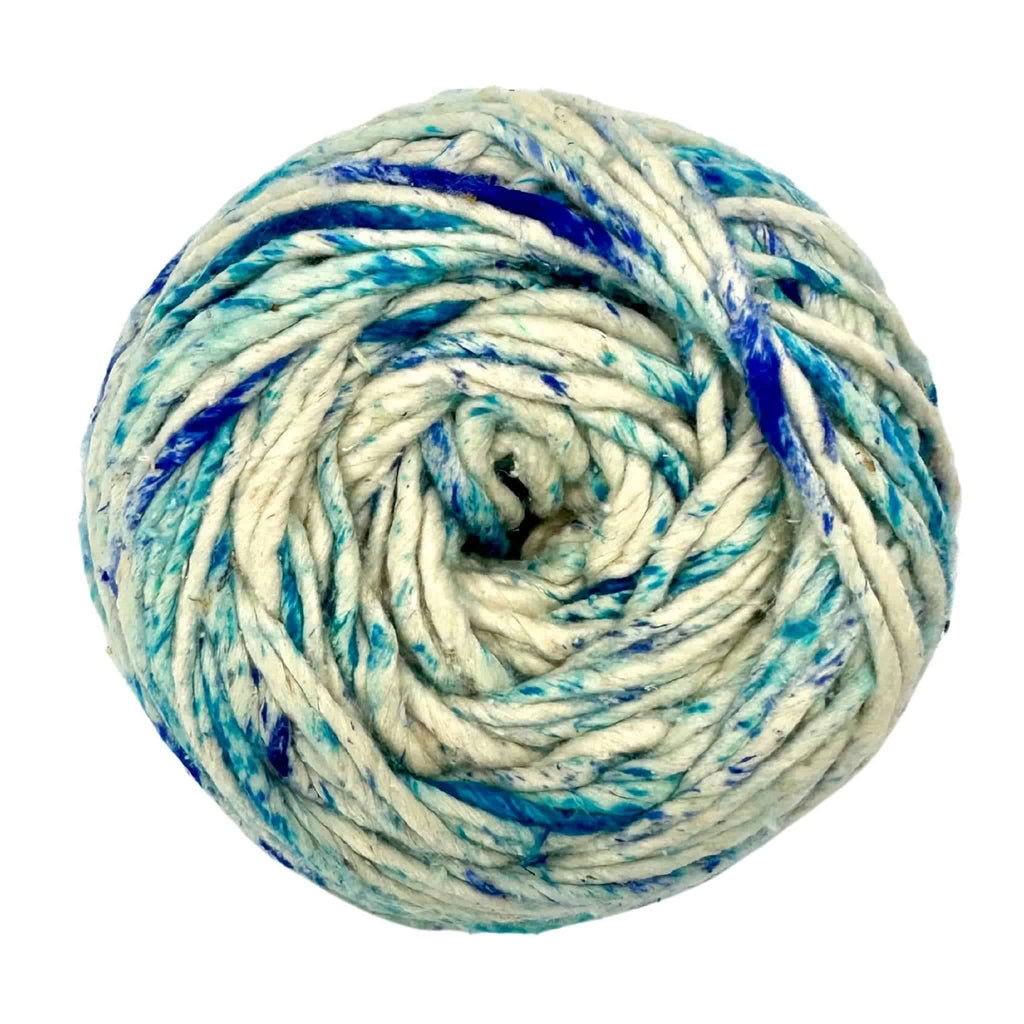 Darn Good Yarn Darn Good Ripple Slouch Hat Crochet Kit — detail shot 10