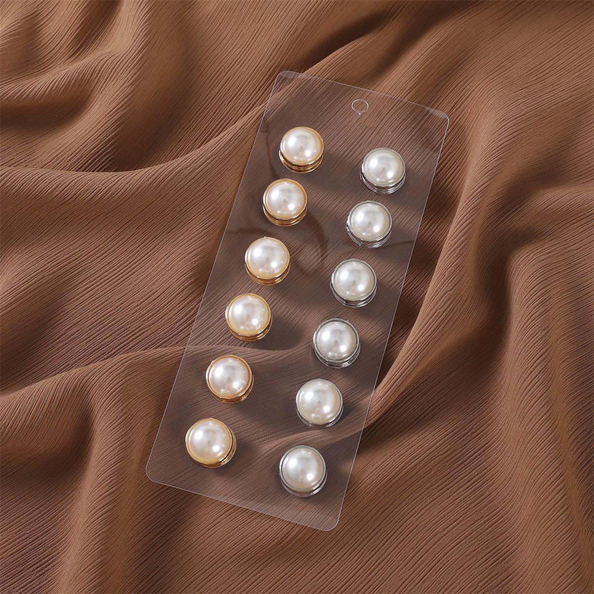Mariam's Collection Mariam's Collection MAC126 Pearl Magnetic Buckle Hijab 12 pcs Brooches — main product shot