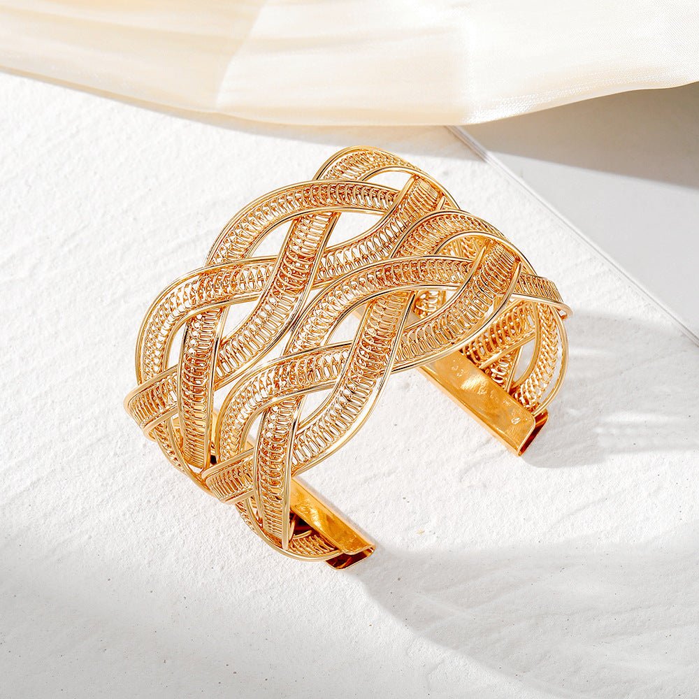 Mariam's Collection Adjustable Alloy Braided Mesh Wide Bracelet(MAC208) — construction detail