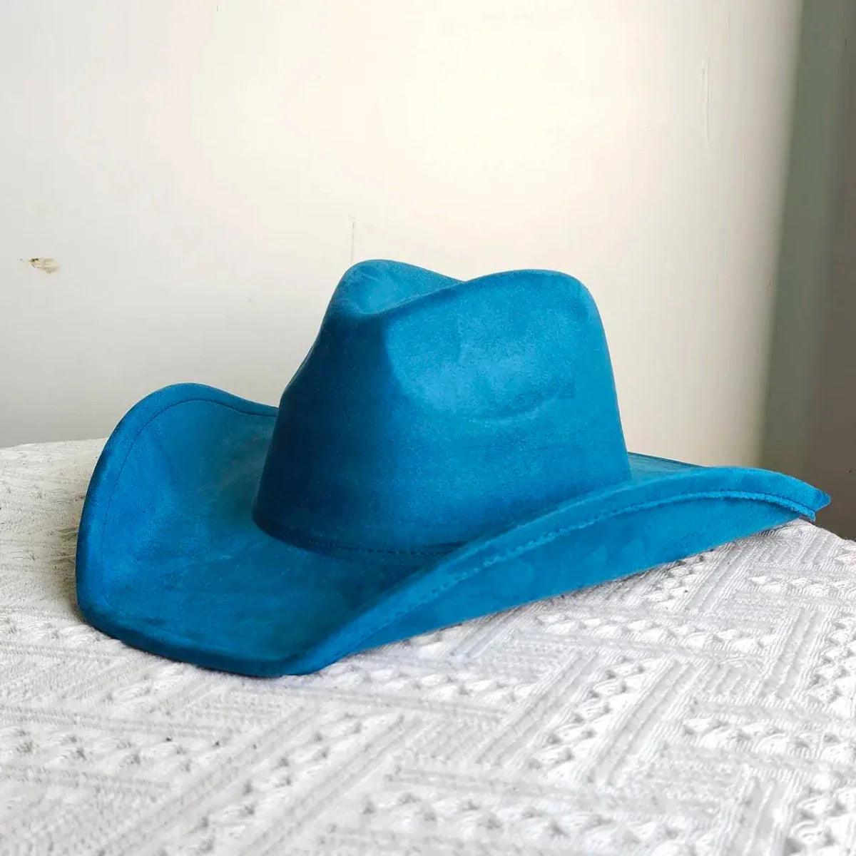 Premium Suede Cowboy Hat for Stylish Men and Women - Ideal for Outdoor Festivities