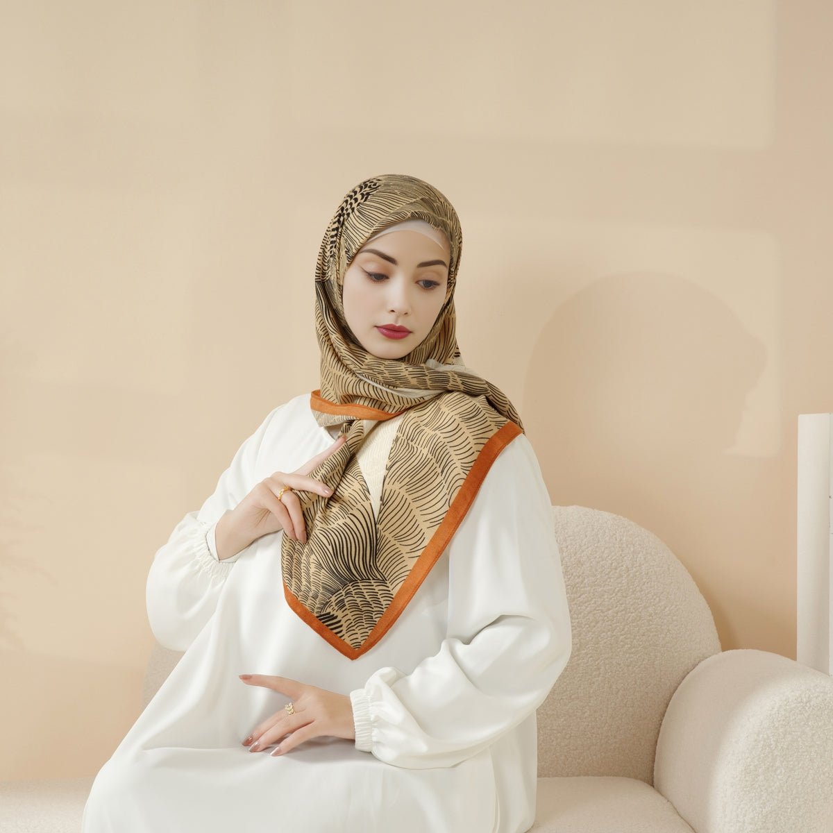 Mariam's Collection Mariam's Collection MH096 Printed Cashmere Touch Square Hijab — main product shot