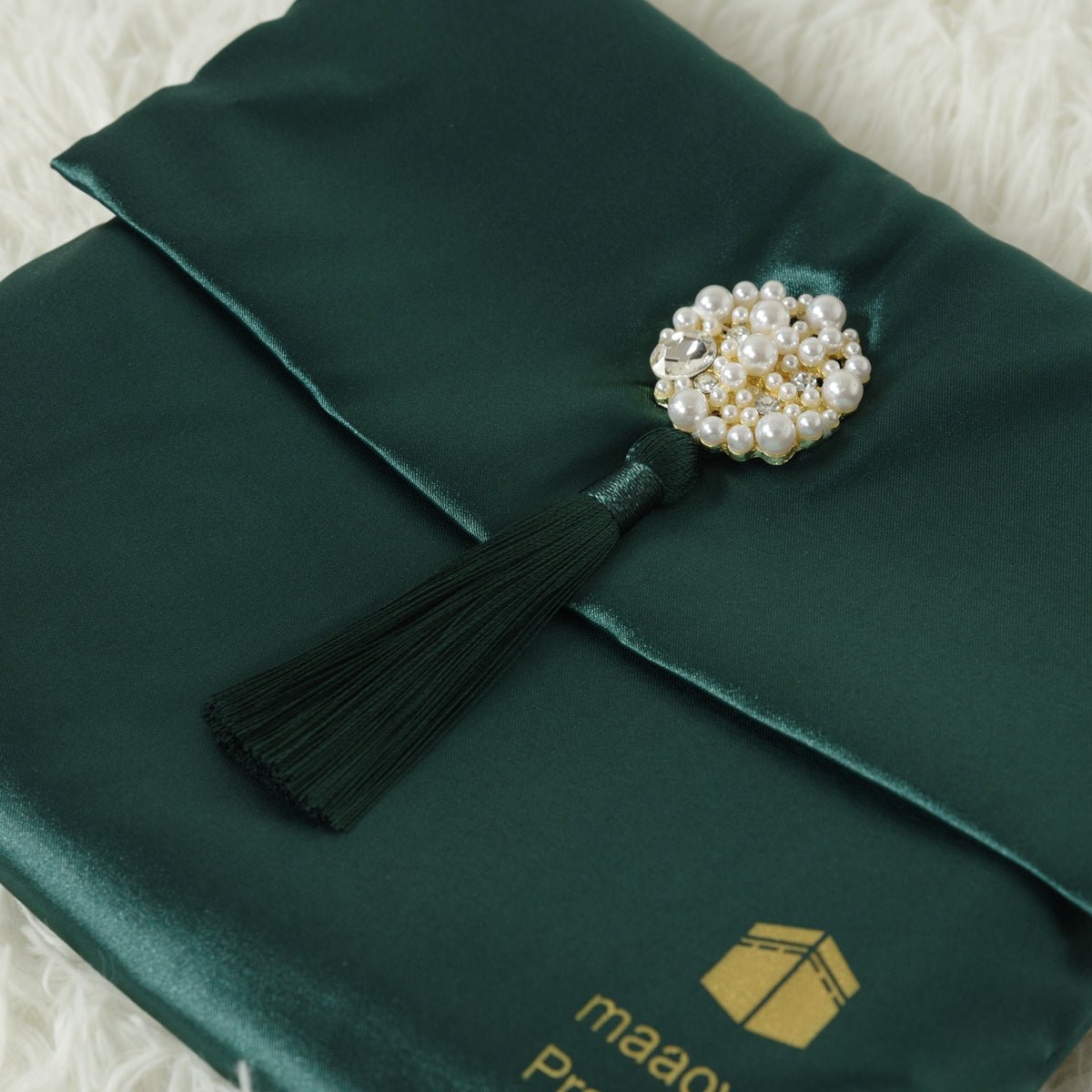 Mariam's Collection Mariam's Collection New Luxury Prayer Mat and Tasbeeh Set (MR056) — main product shot