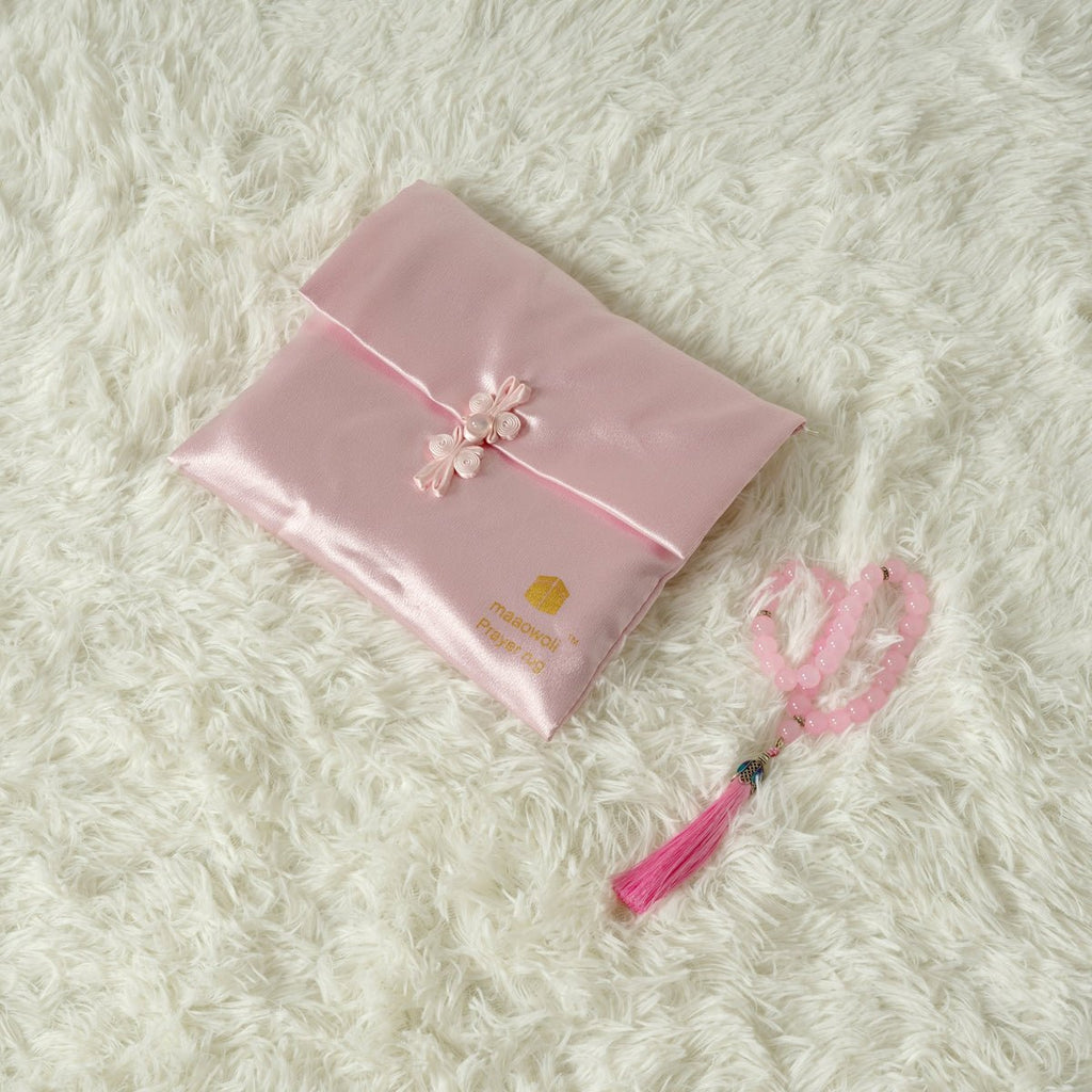 Mariam's Collection MR065 Eco-Friendly New Luxury Prayer Mat and Tasbeeh Set — lifestyle context