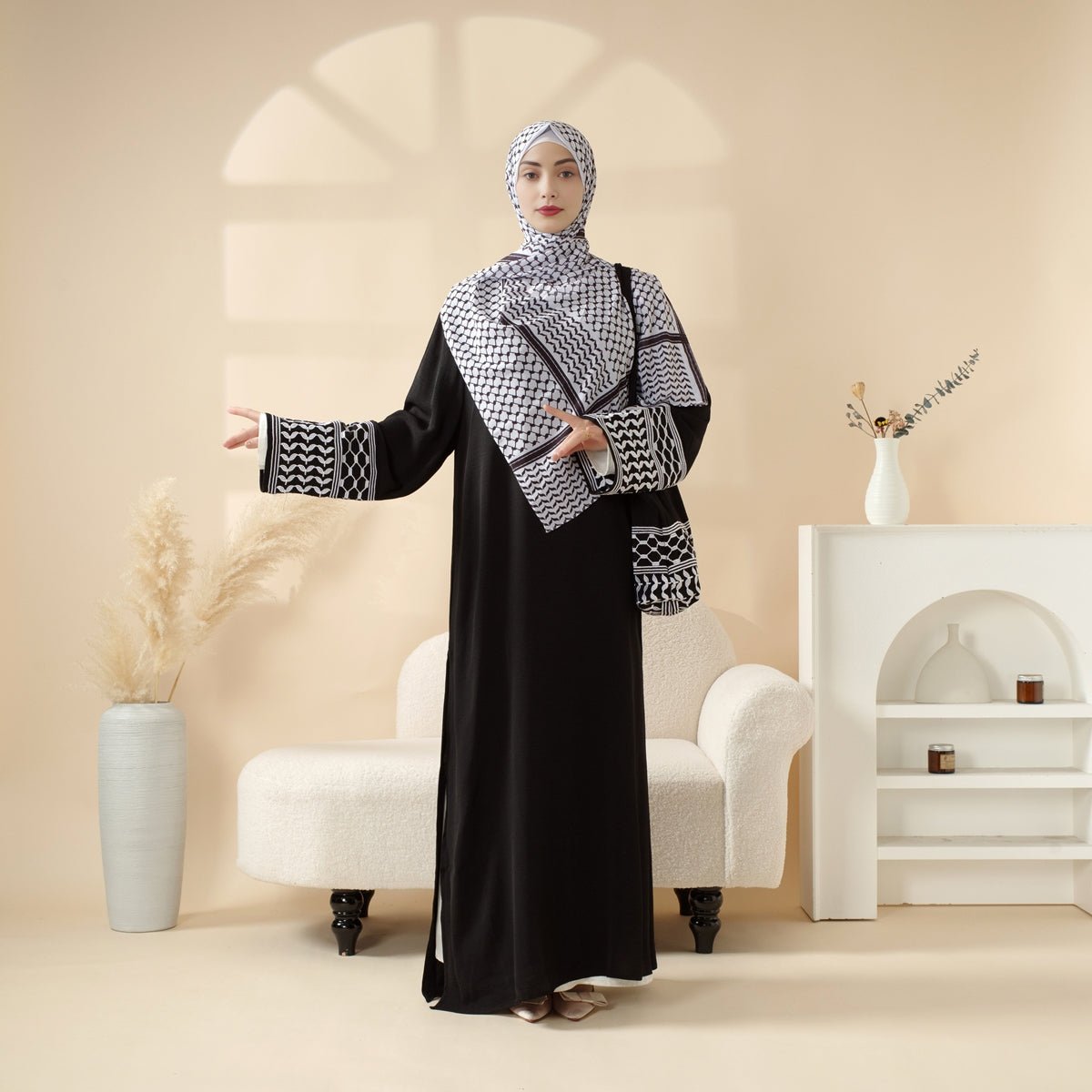 Mariam's Collection Palestinian Keffiyeh-Inspired Abaya with Matching Crossbody Bag Keffiyeh Abaya (MA131) — construction detail