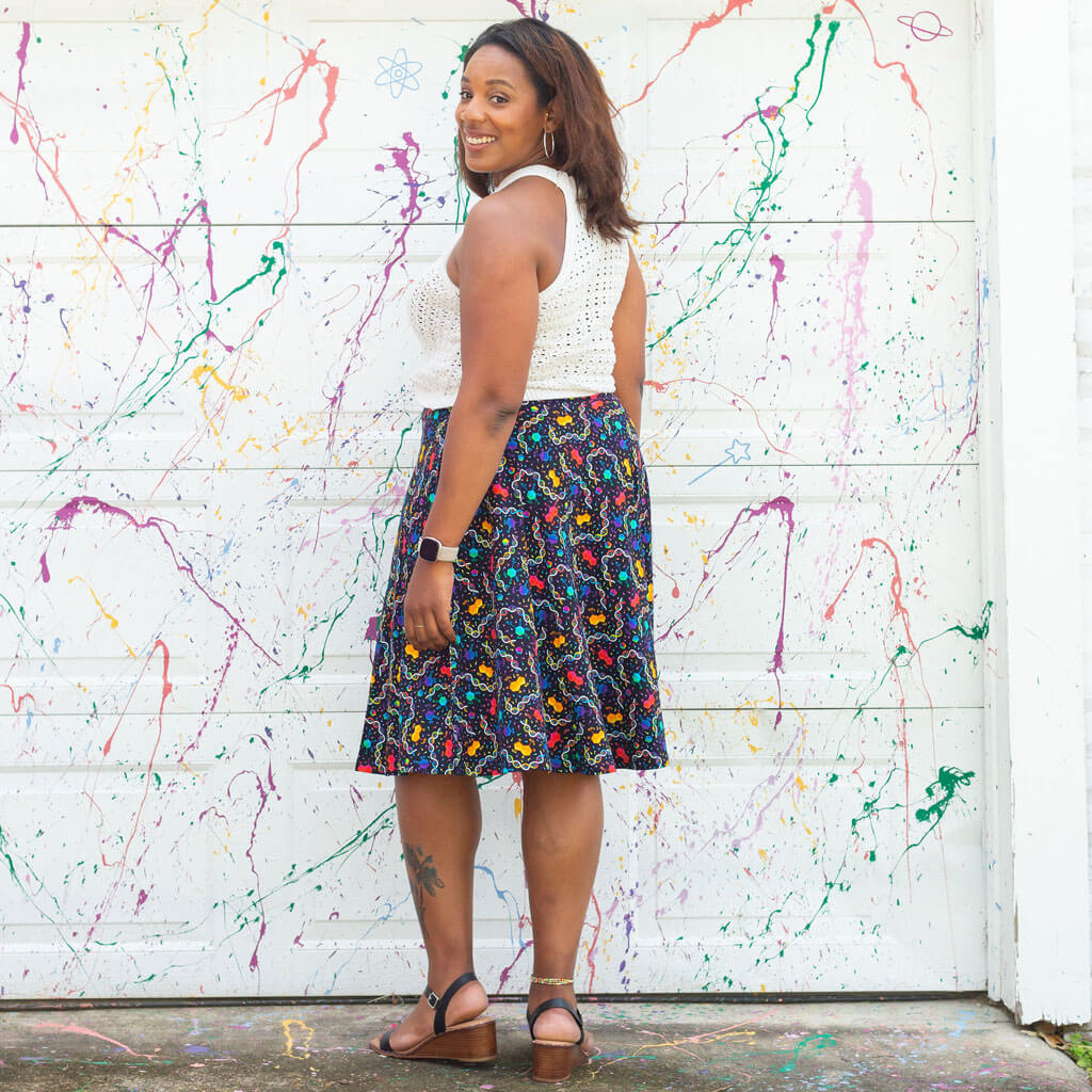 Princess Awesome & Boy Wonder Adult "Party in the DNA" Chemistry Skirt With Pockets — side view