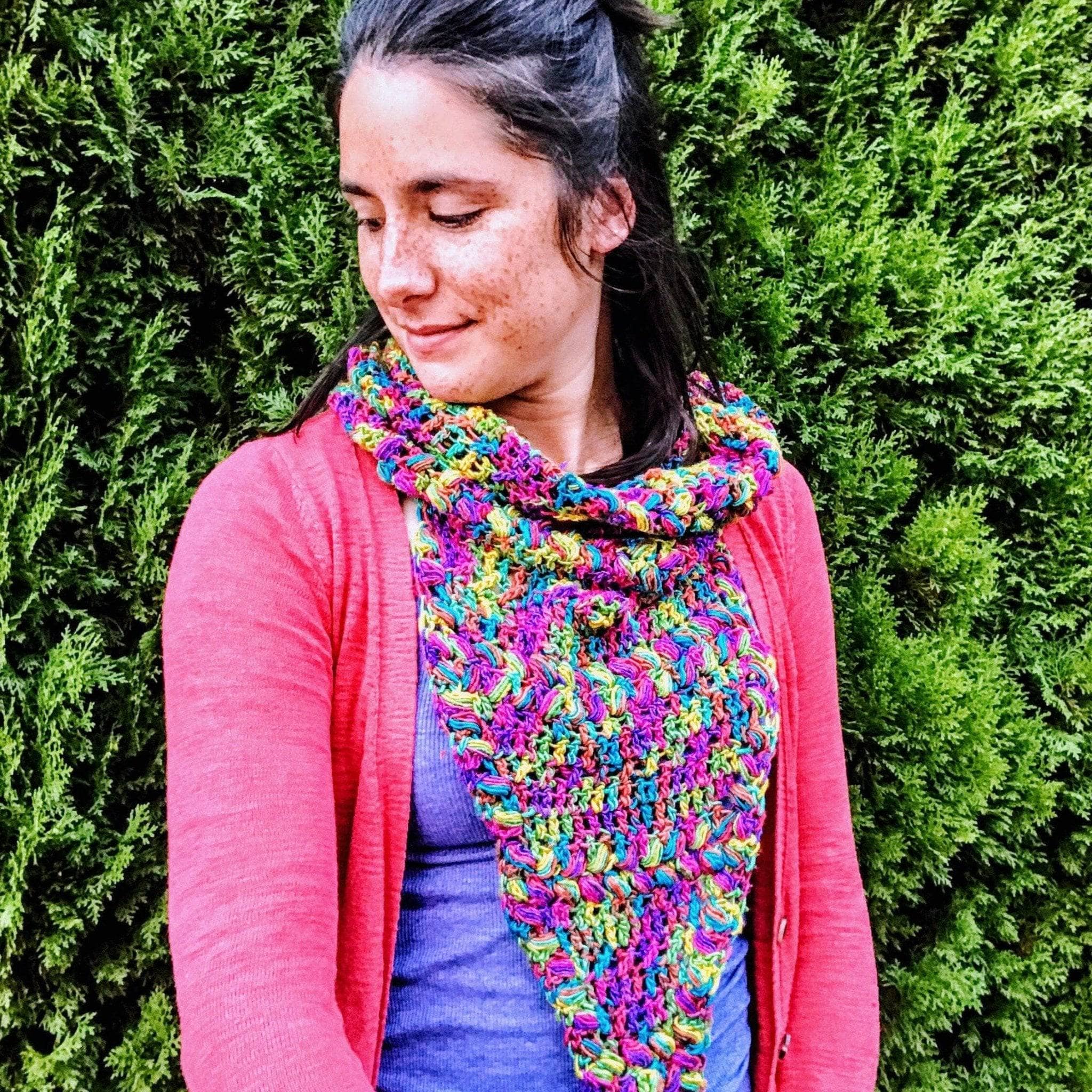 Darn Good Yarn Darn Good Yarn Rainbow Meadows Cowl Crochet Kit — main product shot