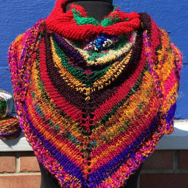 Darn Good Yarn Darn Good Yarn Recycled Silk Yarn "Spice Market" — detail shot 7