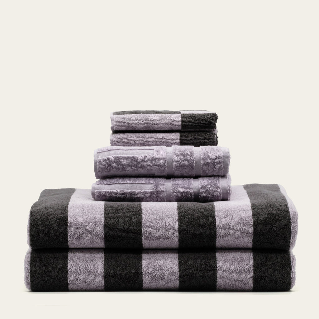 Italic Shadmoor Towels — flat-lay composition