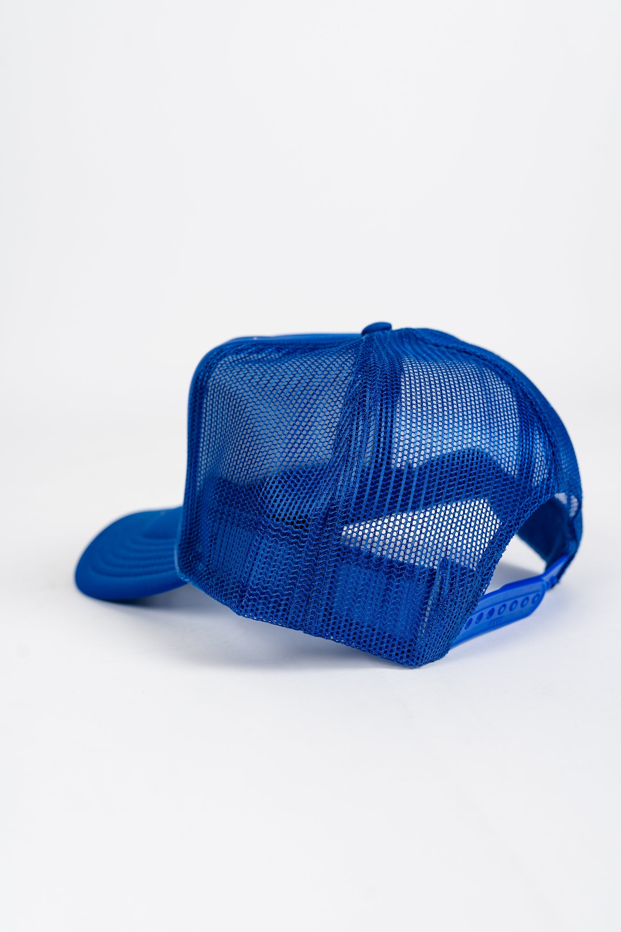 Superline Trucker Hat — size reference