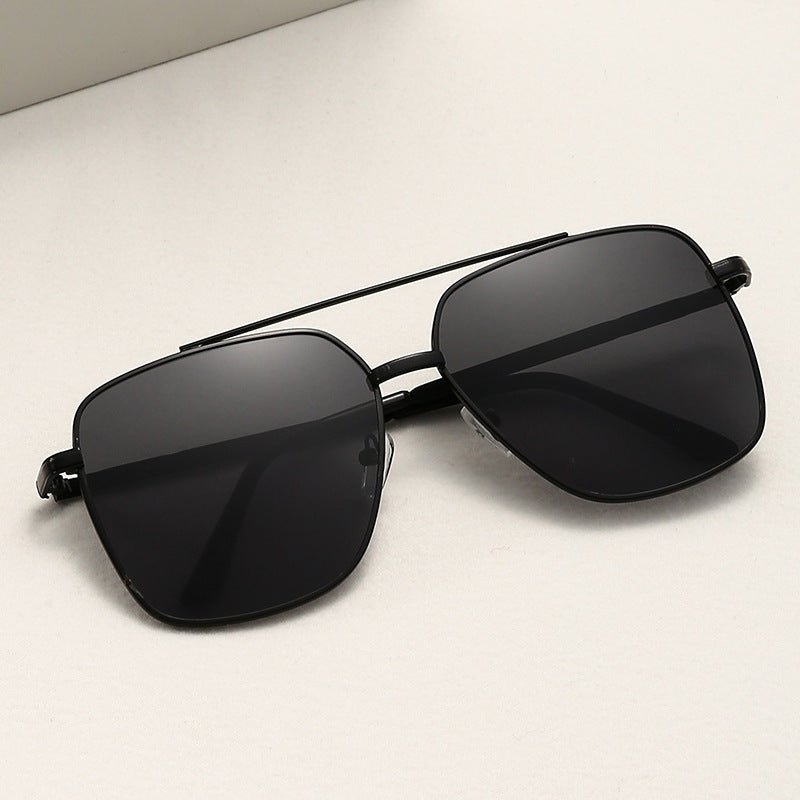Mariam's Collection Vintage Double Bridge Sunglasses - Timeless Retro Style for Men & Women (MAC265) — construction detail