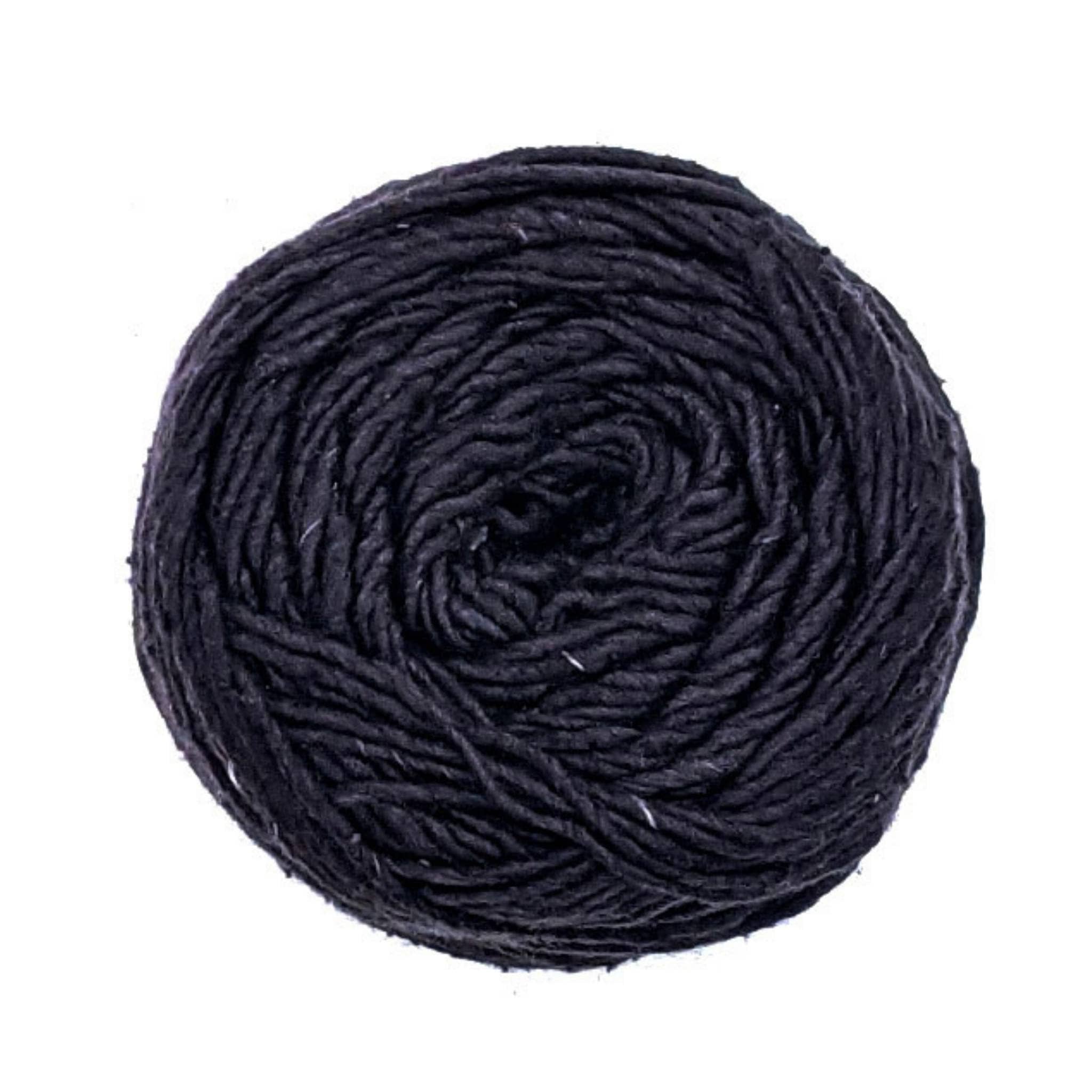 Darn Good Yarn Darn Good Yarn Where's My Hook? Bun Cover Crochet Kit — detail shot 9