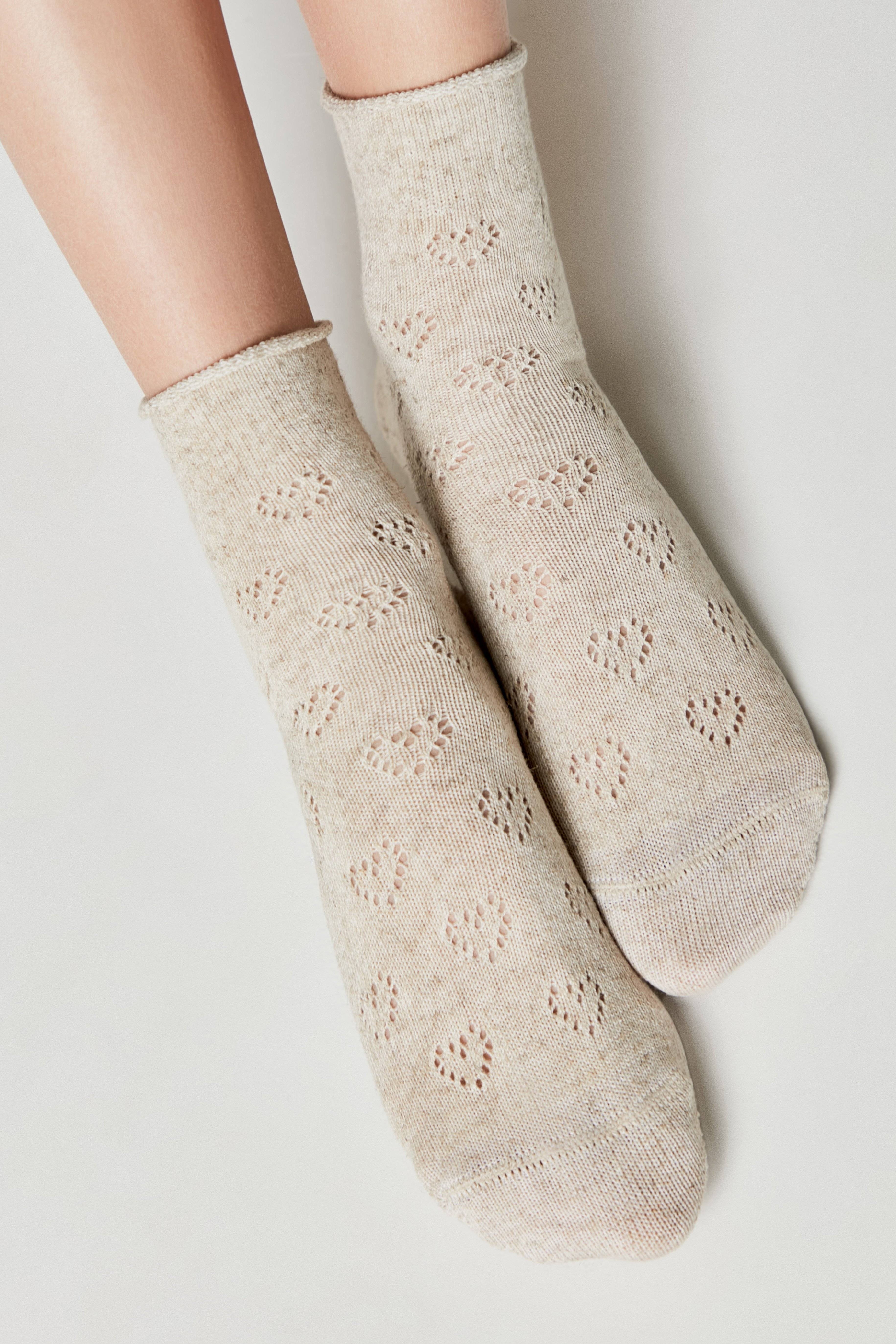 TheRanok.com Cotton Linen Socks Conte Classic 542 - Hearts Pattern — main product shot